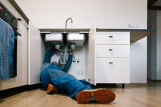 Professional Leak Detection technician working in Newport, WA